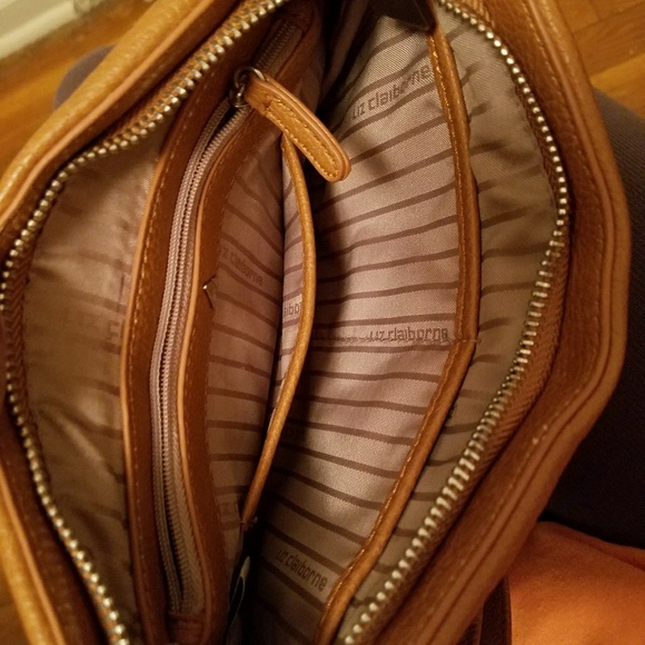 Handbag - Picture 2 of 5